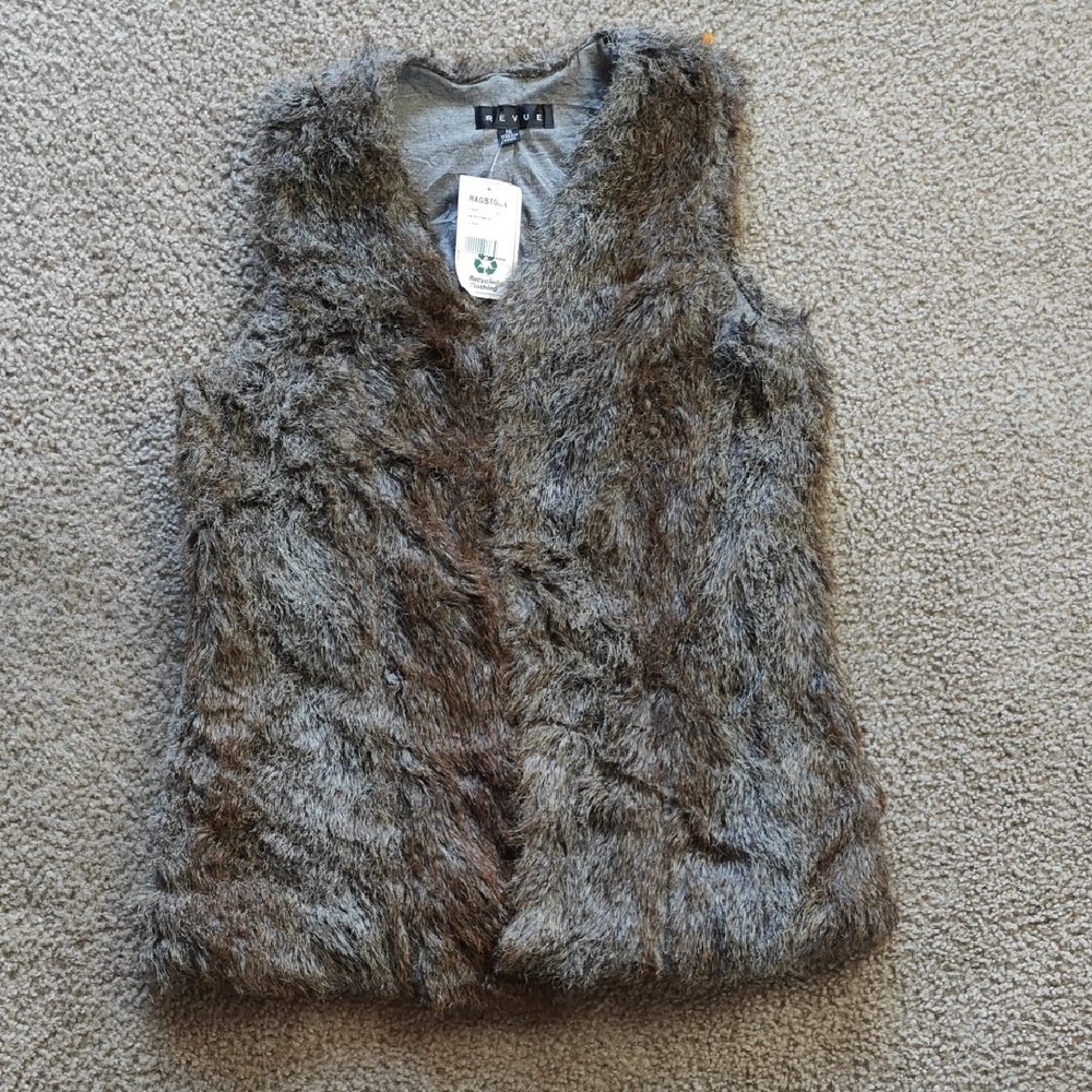 NWT Faux Fur Vest in Gray and Brown